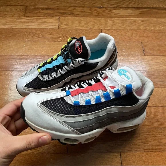 Mens Nike Air Max 95 - Picture 2 of 11
